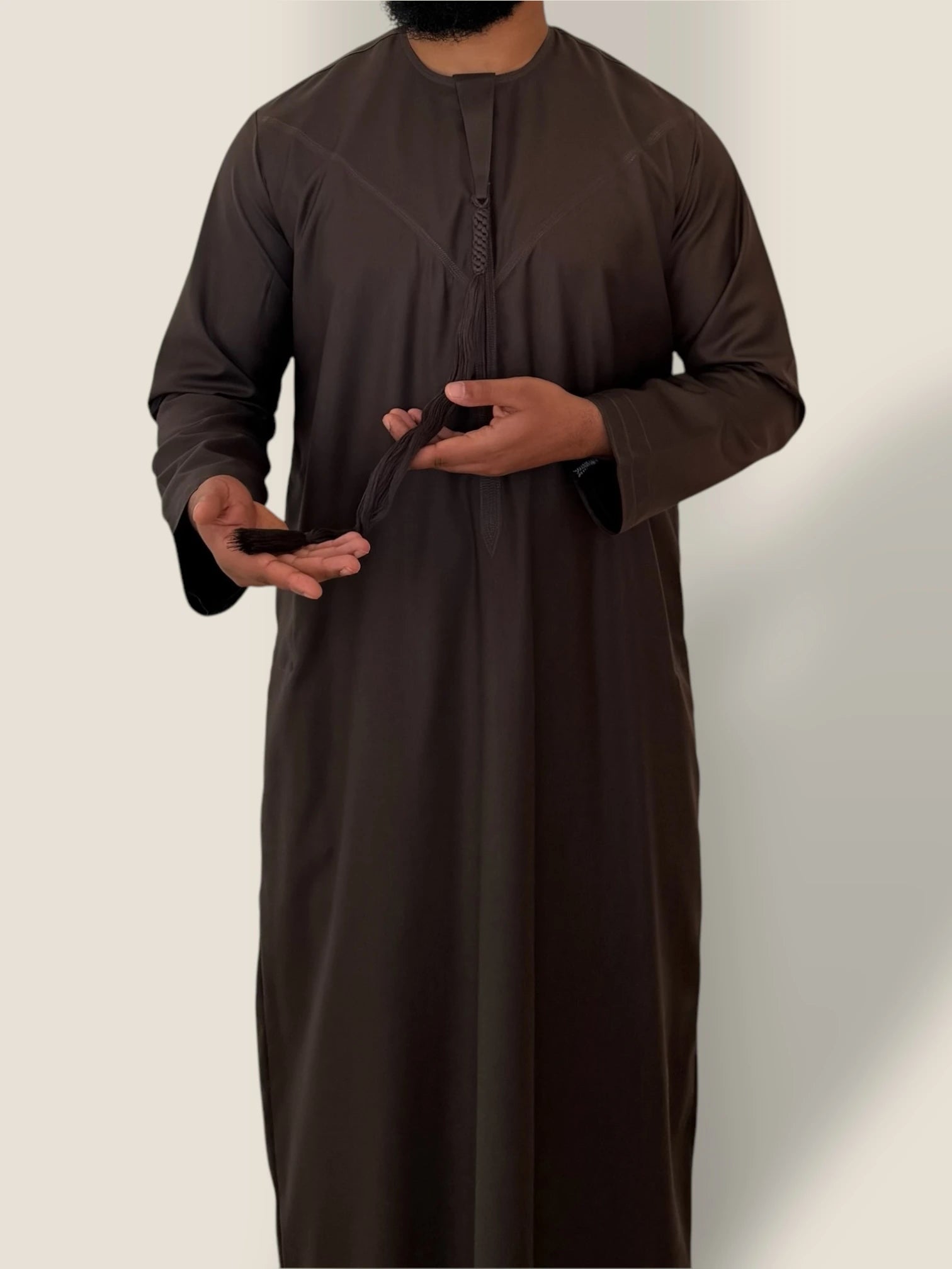 Dark Brown Emirati Thobe | Emirati Style Thobe | Al-Layth